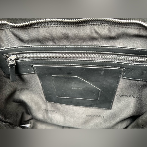 CALVIN KLEIN BLACK SILVER LOGO TOTE BAG - Picture 7 of 8
